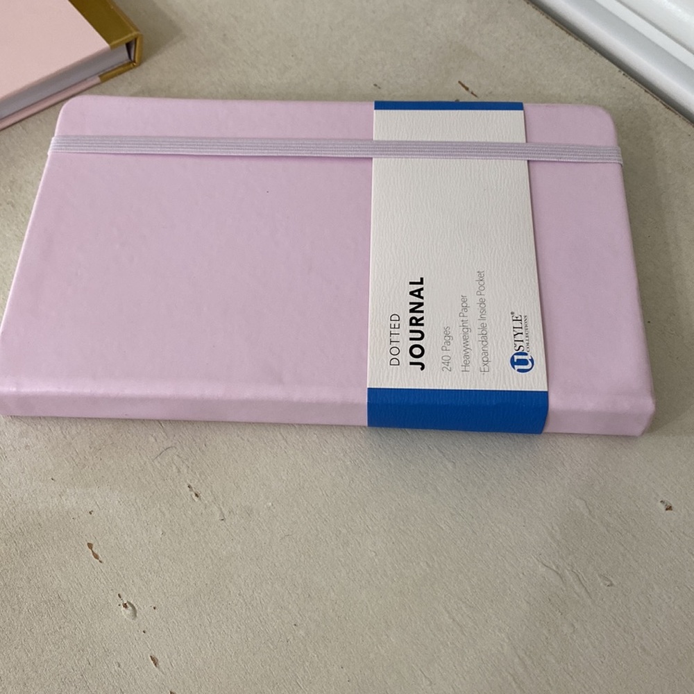 Style Collections Journal & Note Pad New - Picture 4 of 14